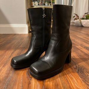 Vintage Tommy Hilfiger Heeled Leather Books Square Toe Black Size 6